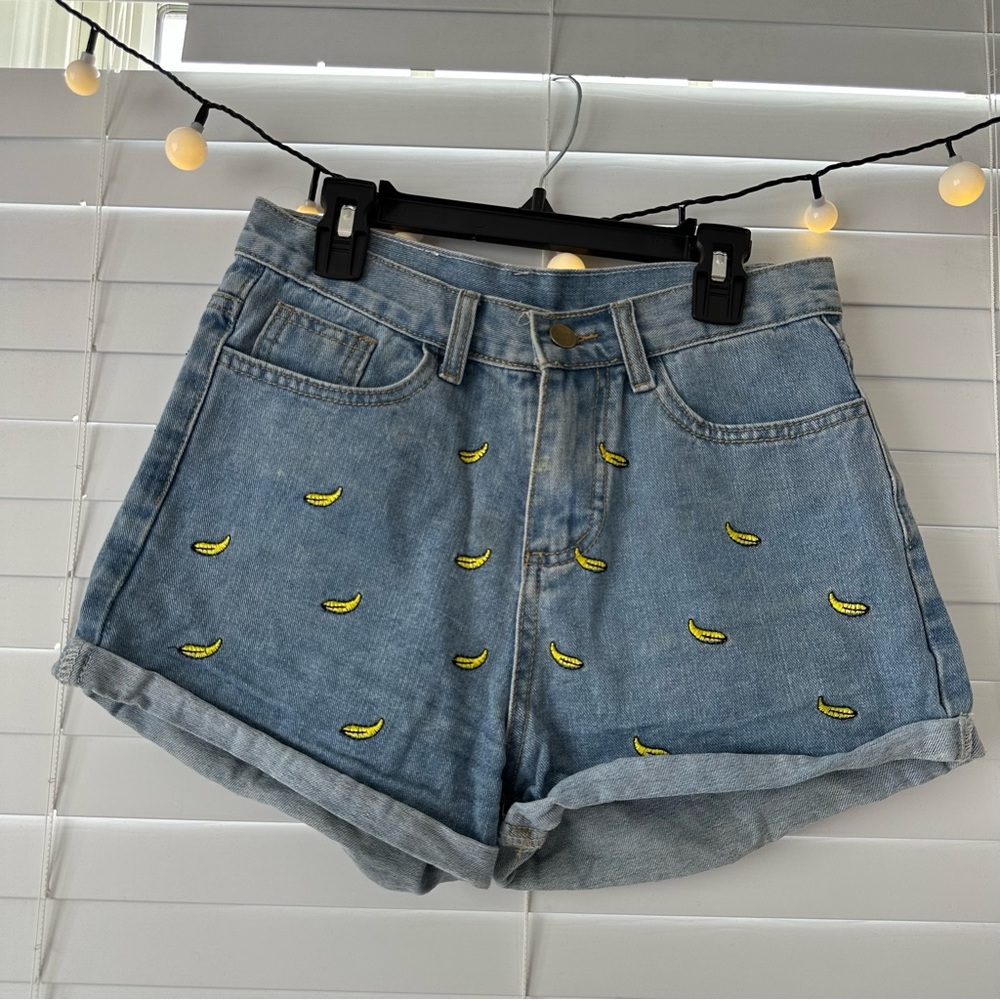 Banana shorts!